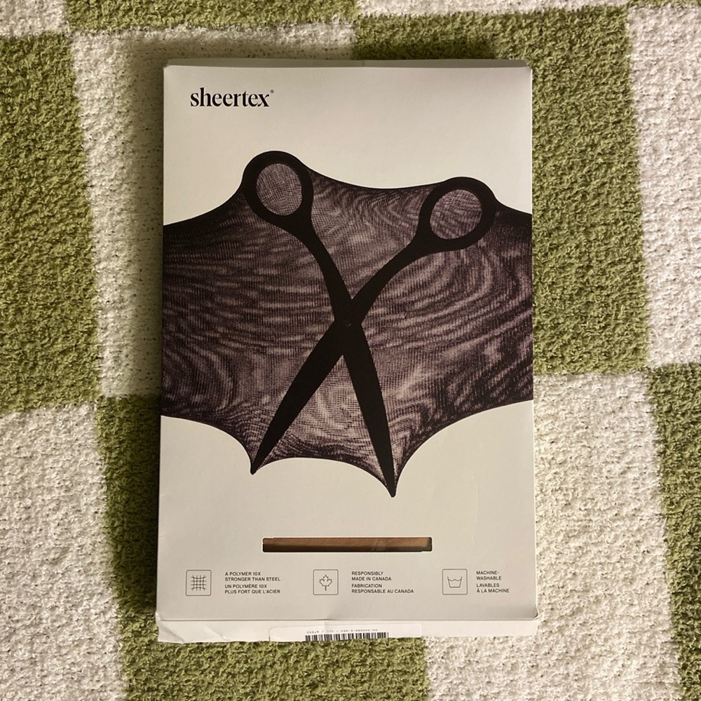 Sheertex Nude Sheer Rip-Resist Tights, Size Small, Color Light Medium (N04)